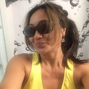 Meet your Posher, Carol